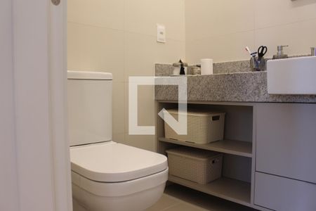 Apartamento à venda com 99m², 3 quartos e 2 vagasBanheiro da Suíte