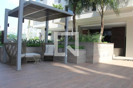 Apartamento à venda com 99m², 3 quartos e 2 vagasÁrea comum