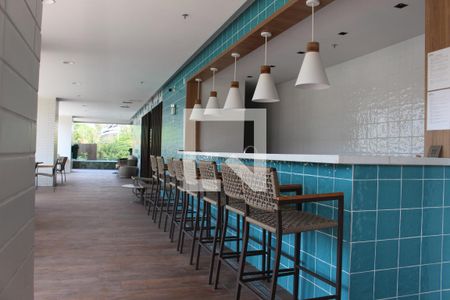 Apartamento à venda com 99m², 3 quartos e 2 vagasÁrea comum - Piscina