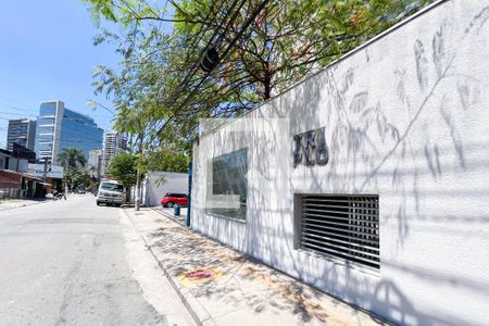 Apartamento para alugar com 75m², 1 quarto e 2 vagas Apartamento para alugar com 75m², 1 quarto e 2 vagasFachada