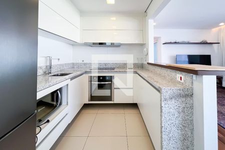 Apartamento para alugar com 75m², 1 quarto e 2 vagas Apartamento para alugar com 75m², 1 quarto e 2 vagasCozinha