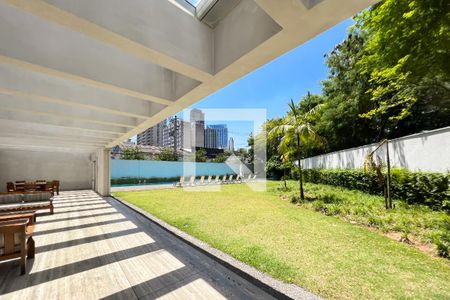 Apartamento para alugar com 75m², 1 quarto e 2 vagas Apartamento para alugar com 75m², 1 quarto e 2 vagasÁrea externa