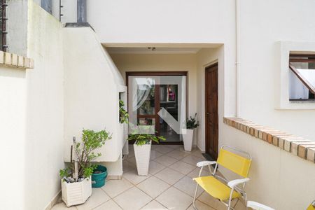 Sala de casa de condomínio à venda com 3 quartos, 276m² em Cristal, Porto Alegre