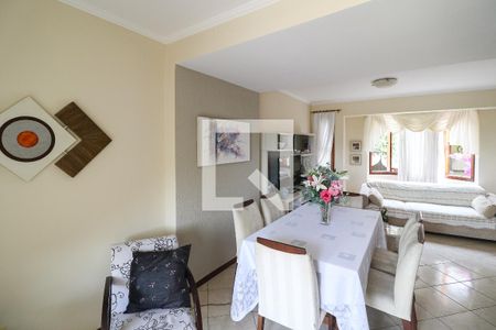 Sala de casa de condomínio à venda com 3 quartos, 276m² em Cristal, Porto Alegre