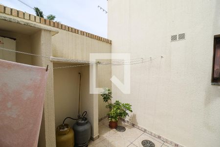 Casa de condomínio à venda com 276m², 3 quartos e 3 vagasÁrea de Serviço