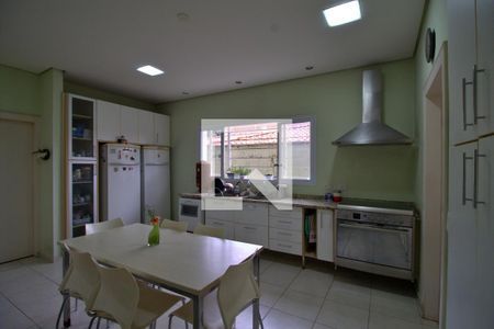 Casa para alugar com 370m², 3 quartos e 3 vagasCozinha