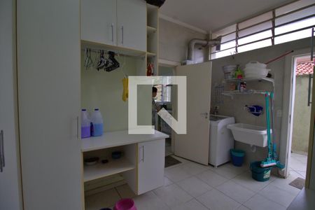 Casa para alugar com 370m², 3 quartos e 3 vagasÁrea de Serviço