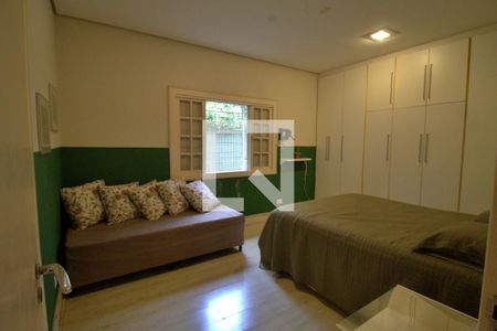 Casa para alugar com 370m², 3 quartos e 3 vagasSuíte 1