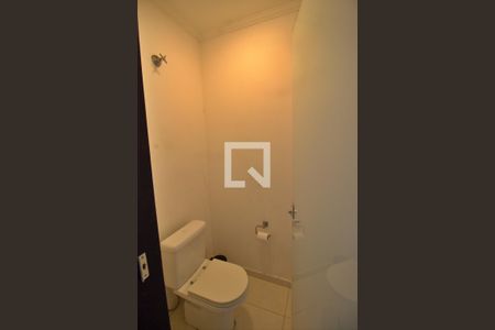 Casa para alugar com 370m², 3 quartos e 3 vagasBanheiro da Suíte 2