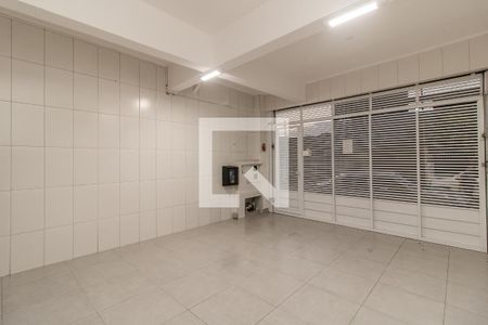 Casa à venda com 205m², 5 quartos e 2 vagas