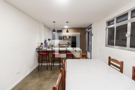 Casa à venda com 205m², 5 quartos e 2 vagas
