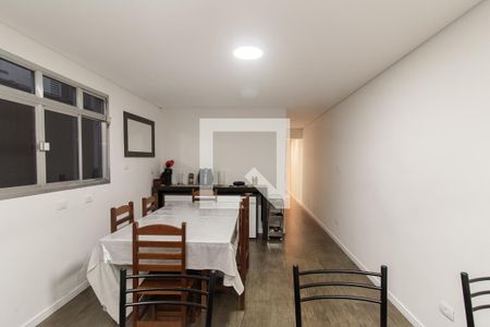 Casa à venda com 205m², 5 quartos e 2 vagas