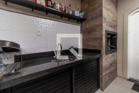Casa à venda com 205m², 5 quartos e 2 vagas