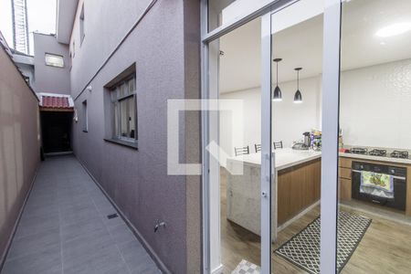 Casa à venda com 205m², 5 quartos e 2 vagas