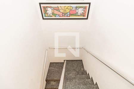 Casa à venda com 205m², 5 quartos e 2 vagas