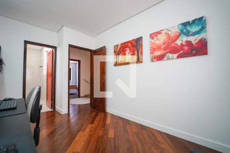 Casa à venda com 193m², 3 quartos e 3 vagasSuíte 2