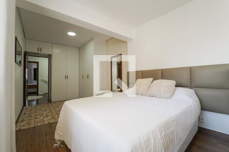 Casa à venda com 193m², 3 quartos e 3 vagasSuíte 3