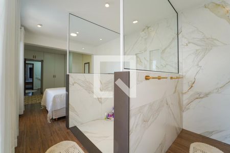 Casa à venda com 193m², 3 quartos e 3 vagasSuíte 3