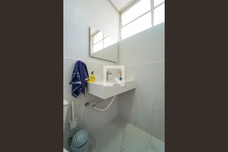 Casa à venda com 193m², 3 quartos e 3 vagasBanheiro da Suíte 1