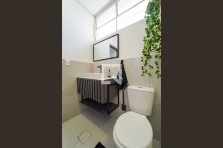 Casa à venda com 193m², 3 quartos e 3 vagasBanheiro da Suíte 2