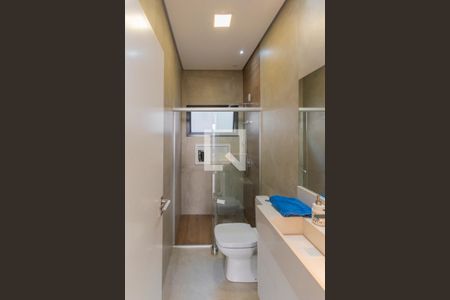 Casa de condomínio à venda com 194m², 3 quartos e 2 vagas Casa de condomínio à venda com 194m², 3 quartos e 2 vagasBanheiro