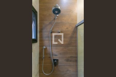 Casa de condomínio à venda com 194m², 3 quartos e 2 vagas Casa de condomínio à venda com 194m², 3 quartos e 2 vagasBanheiro