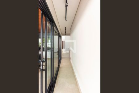 Casa de condomínio à venda com 194m², 3 quartos e 2 vagas Casa de condomínio à venda com 194m², 3 quartos e 2 vagasCorredor