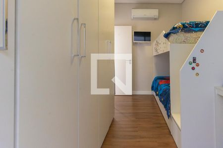 Casa de condomínio à venda com 194m², 3 quartos e 2 vagas Casa de condomínio à venda com 194m², 3 quartos e 2 vagasQuarto 1