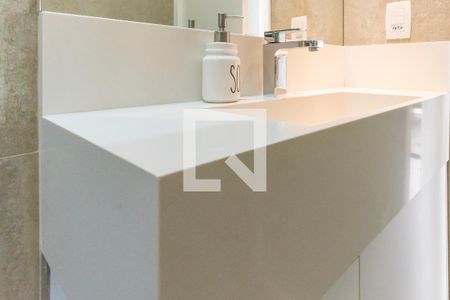 Casa de condomínio à venda com 194m², 3 quartos e 2 vagas Casa de condomínio à venda com 194m², 3 quartos e 2 vagasBanheiro