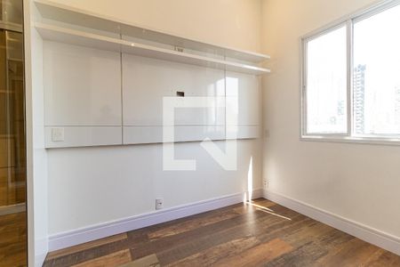 Apartamento à venda com 100m², 2 quartos e 2 vagasSuíte 