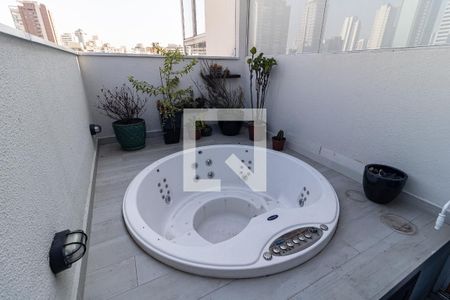 Apartamento à venda com 100m², 2 quartos e 2 vagasVaranda 