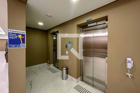 Apartamento para alugar com 64m², 2 quartos e 1 vagaÁrea comum