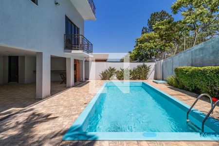 Casa de condomínio à venda com 360m², 4 quartos e 4 vagasQuintal