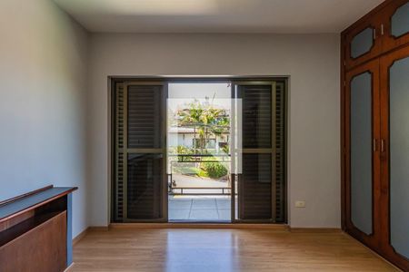 Casa de condomínio à venda com 360m², 4 quartos e 4 vagasQuarto 2