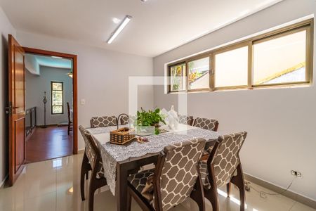 Casa de condomínio à venda com 360m², 4 quartos e 4 vagasCozinha