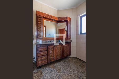 Casa de condomínio à venda com 360m², 4 quartos e 4 vagasBanheiro da Suíte 1