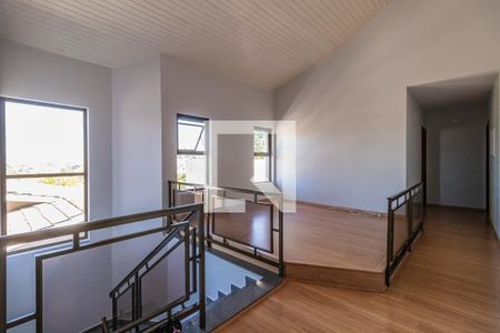 Casa de condomínio à venda com 360m², 4 quartos e 4 vagasSala Privativa