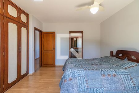 Casa de condomínio à venda com 360m², 4 quartos e 4 vagasSuíte 1