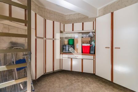 Casa de condomínio à venda com 360m², 4 quartos e 4 vagasÁrea de Serviço