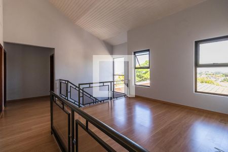 Casa de condomínio à venda com 360m², 4 quartos e 4 vagasSala Privativa