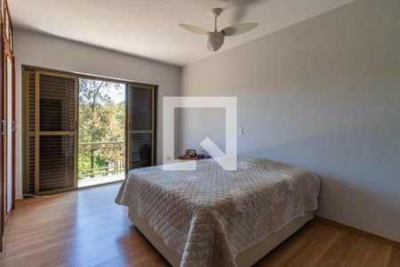 Casa de condomínio à venda com 360m², 4 quartos e 4 vagasSuíte 2