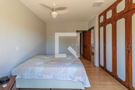 Casa de condomínio à venda com 360m², 4 quartos e 4 vagasSuíte 2