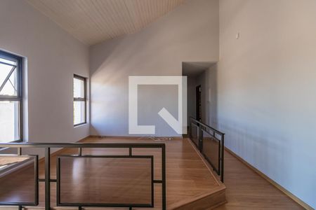 Casa de condomínio à venda com 360m², 4 quartos e 4 vagasSala Privativa