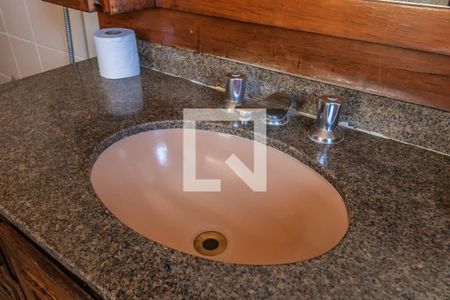 Casa de condomínio à venda com 360m², 4 quartos e 4 vagasBanheiro da Suíte 1