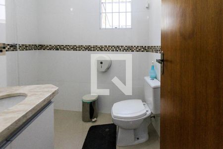 Casa à venda com 350m², 5 quartos e 5 vagasBanheiro Social