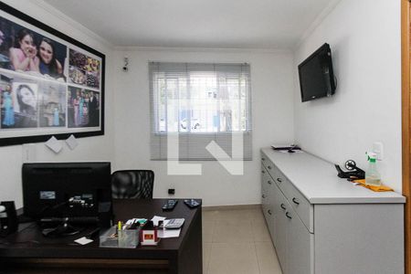 Casa à venda com 350m², 5 quartos e 5 vagasEscritório