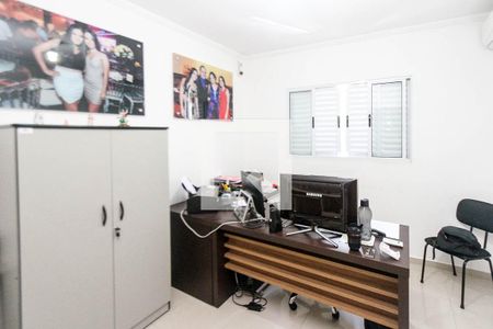 Casa à venda com 350m², 5 quartos e 5 vagasQuarto