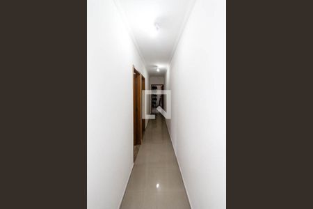 Casa à venda com 350m², 5 quartos e 5 vagasCorredor