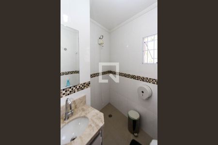 Casa à venda com 350m², 5 quartos e 5 vagasBanheiro Social