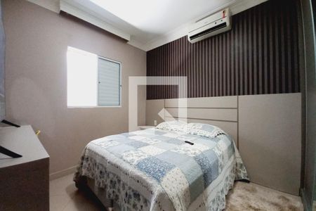 Quarto 2 de casa para alugar com 3 quartos, 308m² em Jardim Amoreiras, Campinas